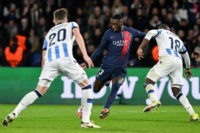 关于皇家社会迎欧冠关键赛，今夜临场应变，气氛紧张，高层口径保持一致的信息-开云体育app