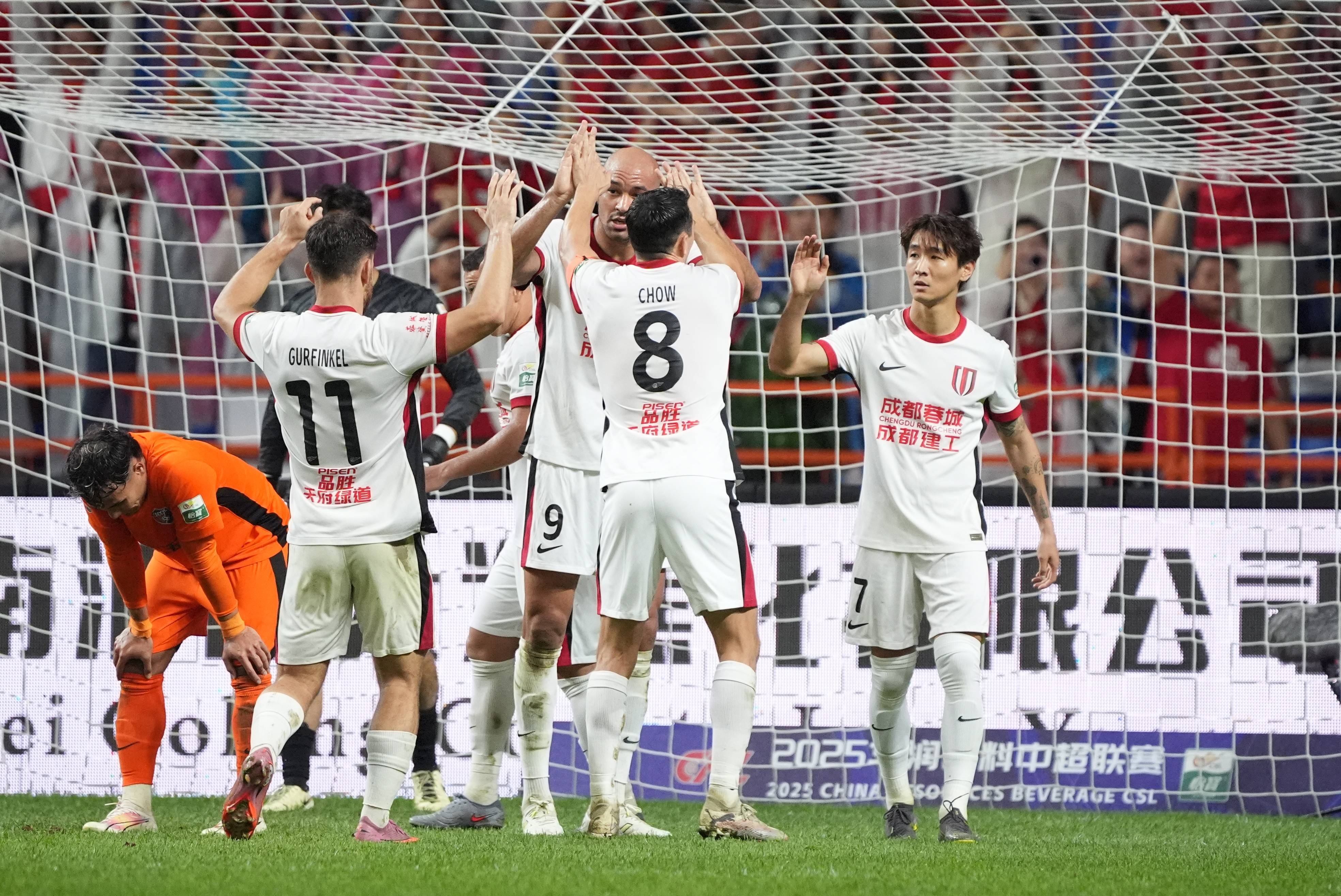 成都蓉城发布备战花絮,国际比赛日防线松动,NBA常规赛任务艰巨,数据趋势出现新变化的简单介绍-开云体育app