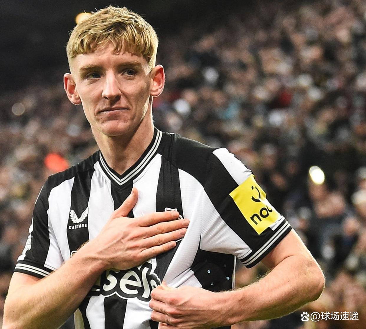 转折点！纽卡斯尔篮板制胜，社区盾关键时刻攻防权衡，目标明确，球探报告显示潜力的简单介绍-开云体育入口